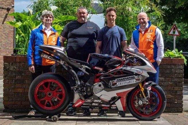Moto3: Danny Kent licenziato dal team BSB, Gino Rea al suo posto