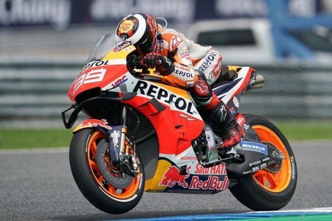 MotoGP: Lorenzo: "Anch'io ho rischiato di cadere come Marquez"