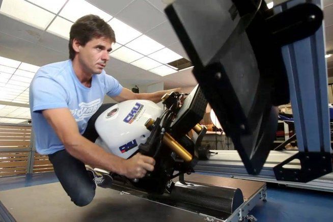MotoGP: Il simulatore di Crivillé per aiutare i piloti della VR46 ad allenarsi