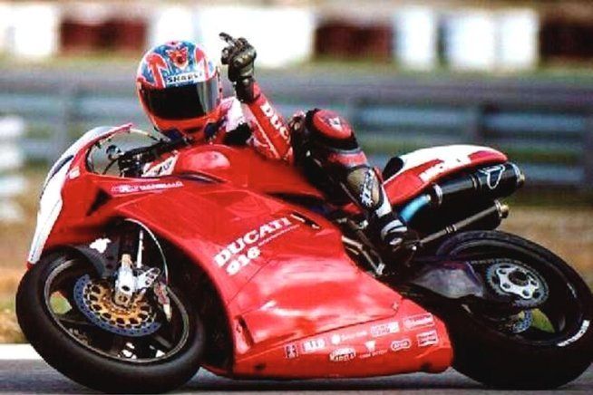 SBK: Fogarty: " Noi facevamo la boxe, oggi vogliono tutti bene a Rossi"