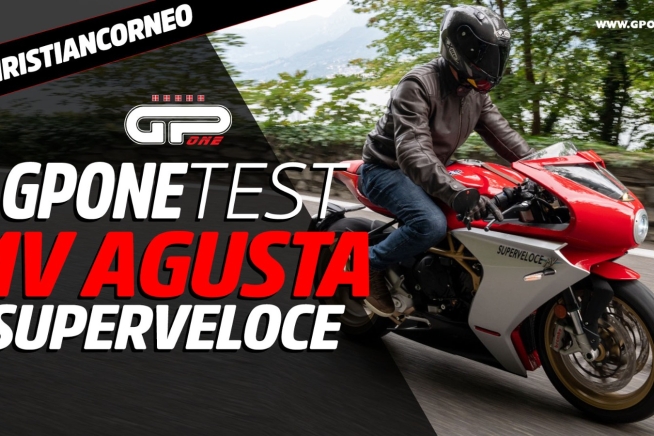 Moto - Test: Prova MV Agusta Superveloce 800: arte in movimento