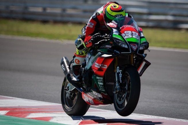 SBK: CIV, Lorenzo Savadori nuovo campione italiano Superbike