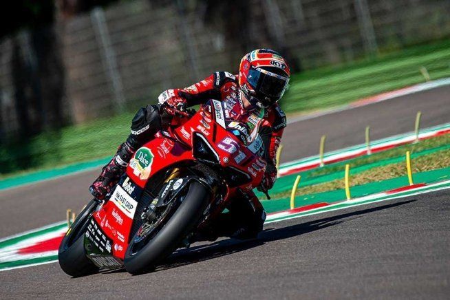 SBK: CIV, testa a testa Pirro - Savadori a Vallelunga