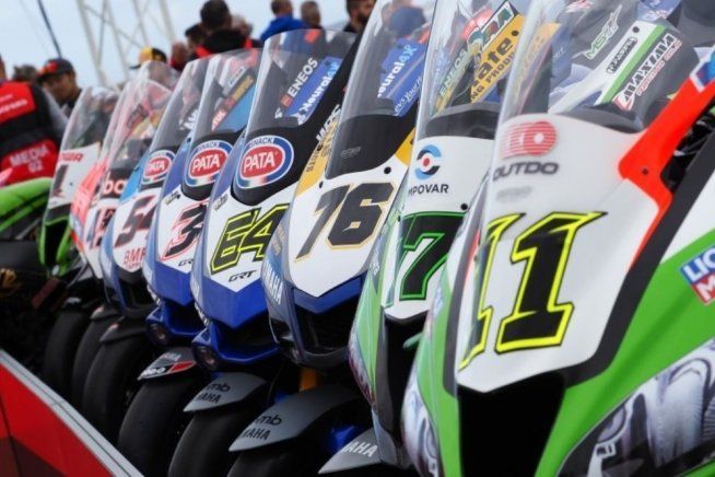 SBK: Superbike: Il Mondiale è finito, ma mezzo paddock non ha una sella per il 2021