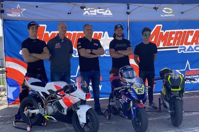 MotoGP: Hopkins e Roger Hayden a caccia di talenti con l'America Racing Academy