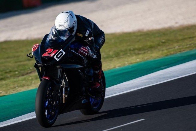 SBK: Nuova vita: Randy Krummenacher torna in pista con la Yamaha R6