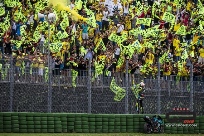 MotoGP: VIDEO A Misano in 60.000 tifano Rossi ed il ritorno alla normalità
