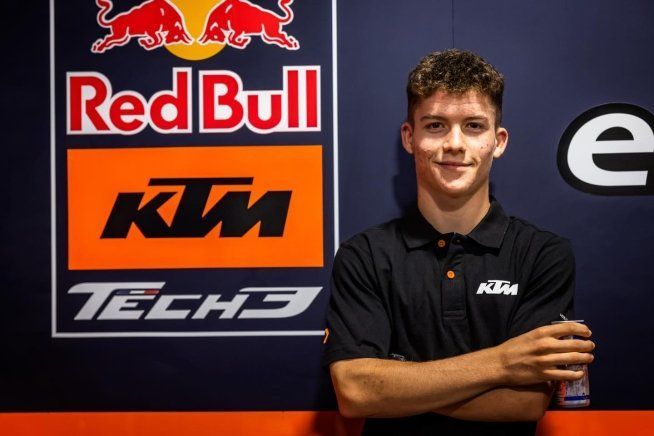 Moto3: Tech3 punta su Daniel Holgado per le tappe di Misano e Portimao