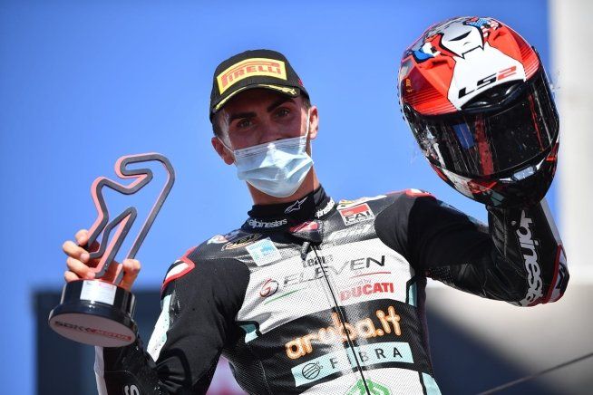 SBK: Baz: “Questa Ducati è incredibile, ma io sono qua in vacanza”