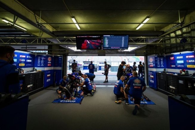 SBK: Toprak e Gerloff anticipano i test di Aragon, ma il meteo complica i piani