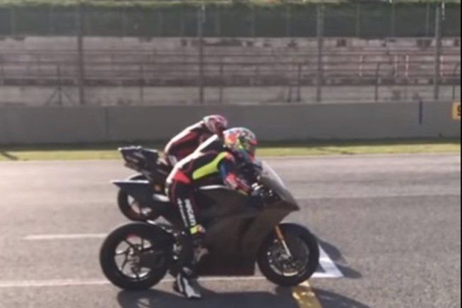 MotoGP: VIDEO - Ducati MotoGP vs Ducati MotoE: prove di partenza al Mugello!