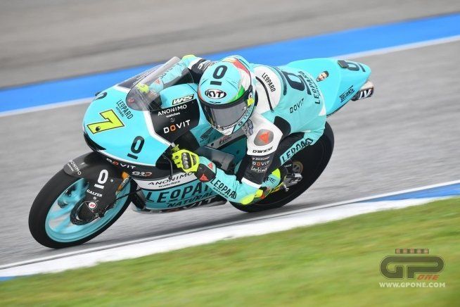 Moto3: Moto3 FP2: Dennis Foggia si impone nelle FP2 sul circuito di Sepang.