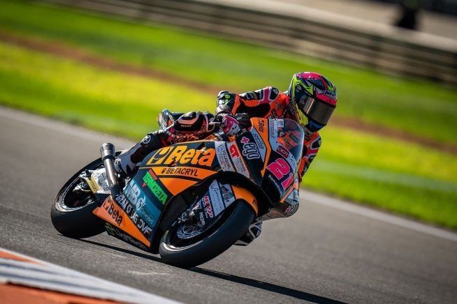 Moto2: Valencia: pole-record di Lopez, Fernandez e Ogura affilano le armi
