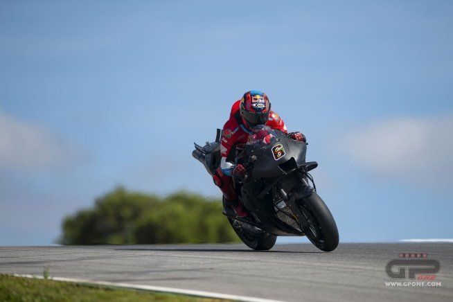 MotoGP: Bradl: "In MotoGP abbiamo raggiunto il limite umano, serve cambiare"