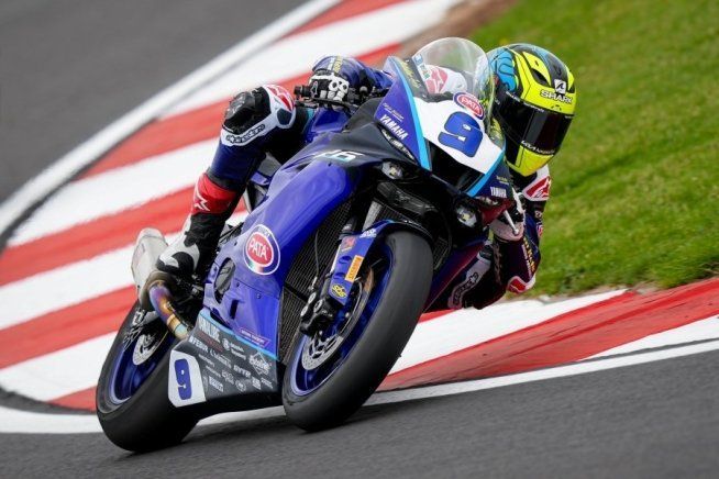 SBK: SSP, Navarro al top nelle FP2 bagnate di Donington Park