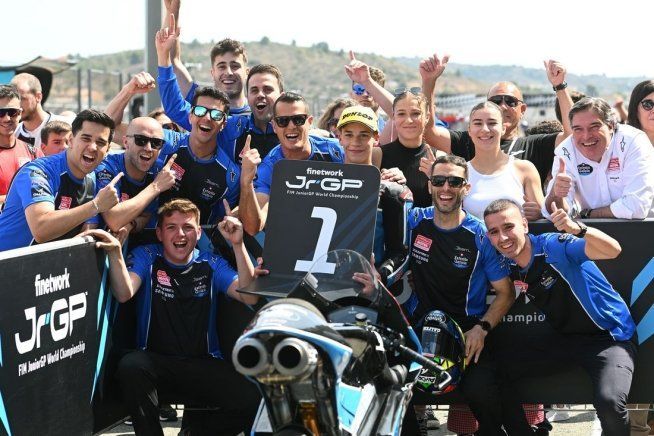 Moto3: Il team Leopard mette sotto contratto il baby fenomeno Angel Piqueras