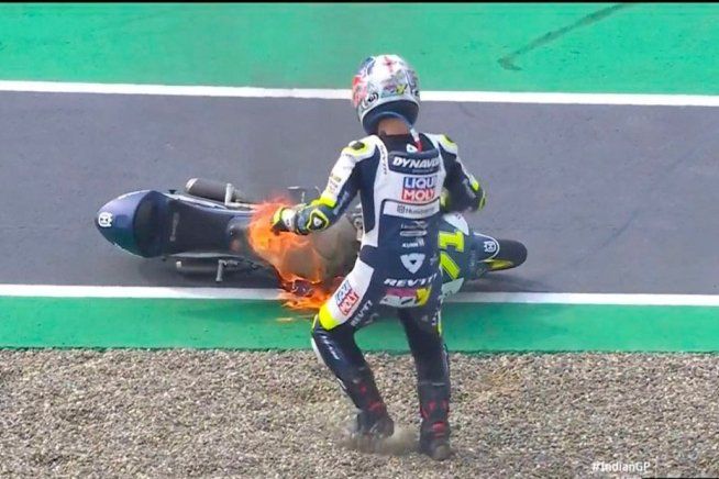 Moto3: India: Moreira 1° nelle FP3 fra fiamme, bandiere nere e tante cadute