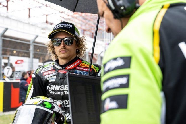 SBK: Bassani: “Rinaldi mi ha centrato in pieno, mi consola che siamo caduti entrambi”