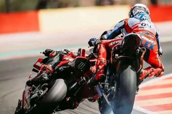 MotoGP: Lorenzo: "la collisione fra Bagnaia e Alex Marquez? Non c'era spazio per due"