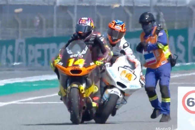 Moto2: Zonta penalizzato partirà dalla pitlane, per Arbolino tre posizioni in griglia