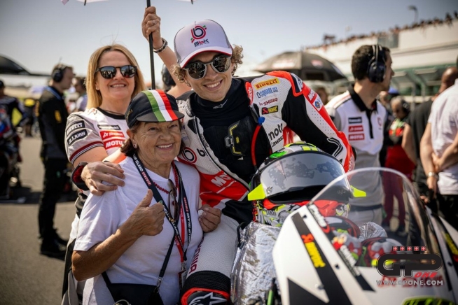 SBK: Bassani: "Corriamo nel trofeo Ducati, speriamo in Europa ritorni la Superbike"