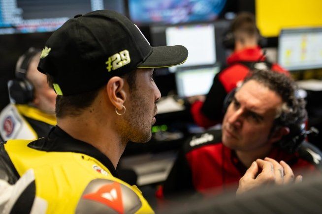 SBK: Iannone: "Pensavo di aver rotto il motore. Ho rischiato highside in ogni curva"
