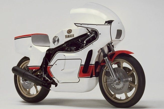 Moto - News: Yamaha and V4: beginning of a story in Tokyo in 1977... aboveall!