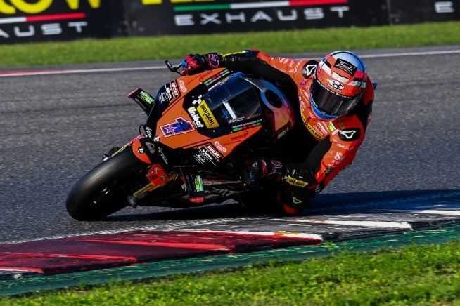 SBK: CIV: Pirro domina e vince Gara 1 al Mugello, Stirpe vede il titolo Production Bike