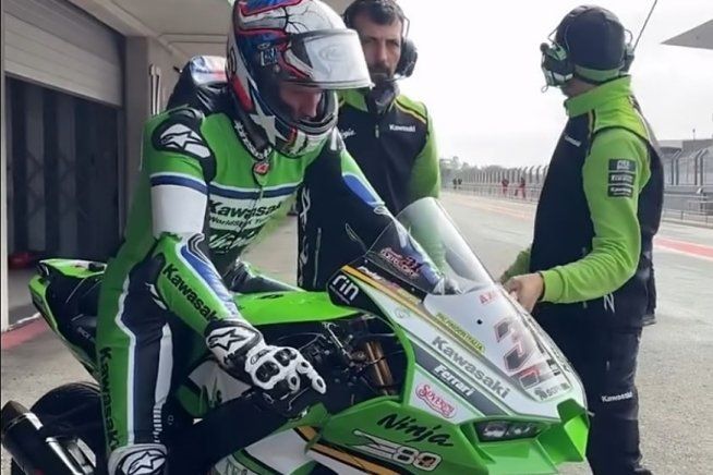 SBK: Test Portimao: Garrett Gerloff porta in vetta la Kawasaki prima della pioggia