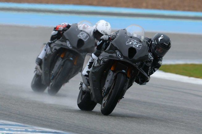 SBK: La pioggia non ferma i test a Jerez: tutte le foto della prima giornata