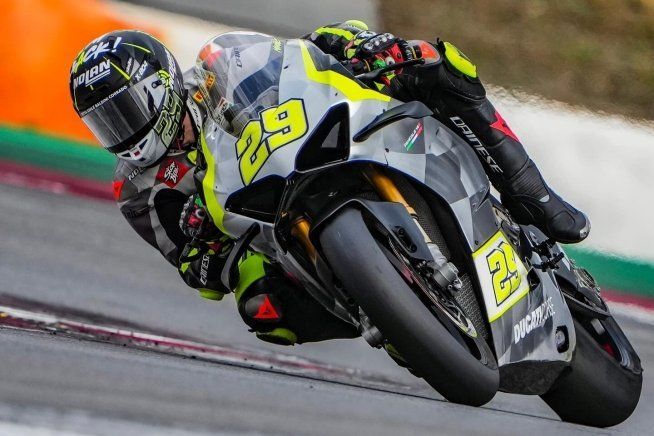 CIV: CIV Superbike: Iannone a 1”4 da Rinaldi nel martedì di test a Misano