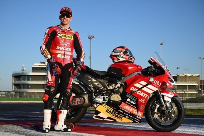 CIV: Giù il velo: ecco la Ducati di Michele Pirro e Garage 51 per il CIV Superbike