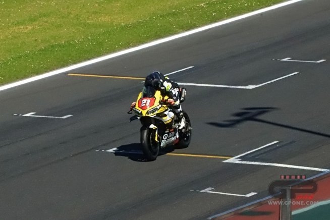CIV Superbike: Rinaldi svetta nelle libere a Misano, Delbianco 2° a 68 millesimi