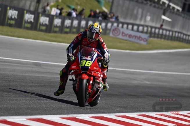 Warm Up alla giapponese: Mir 1° con Honda, Quartararo 2° con Yamaha. Bezzecchi 3°