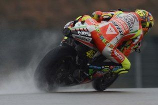 Rossi: lento sul bagnato? Solo sfortuna