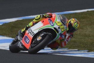 Rossi: Stoner ha meritato la "sua" curva