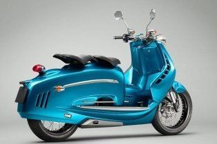 Moto - News: PiperMoto J Series: scooter classico con motore KTM 690