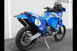 Moto - News: Yamaha YZE OWD8 del 1993 di Stephane Peterhansel in vendita