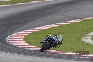MotoGP: Sepang, curva 3: chi è più di traverso?