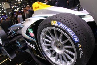 La Formula E tira la volata alla Moto E
