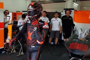 MotoGP: La prima volta di Lorenzo in Honda: le foto mai viste
