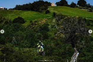 : Rossi e Dovizioso insieme sulla pista di cross di Cavallara 