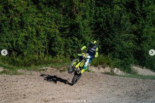 : Rossi e Dovizioso insieme sulla pista di cross di Cavallara 