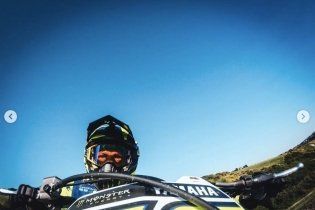 : Rossi e Dovizioso insieme sulla pista di cross di Cavallara 