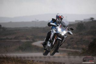 Moto - Test: Test Honda Africa Twin 2020: evoluzione della specie