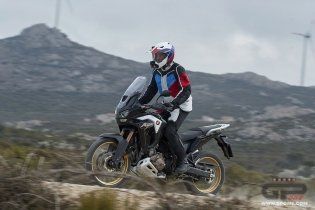 Moto - Test: Test Honda Africa Twin 2020: evoluzione della specie