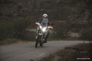 Moto - Test: Test Honda Africa Twin 2020: evoluzione della specie
