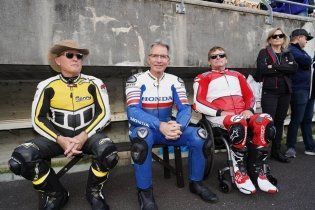MotoGP: Rainey, Lawson e Kenny Roberts vecchietti terribili: in pista a Suzuka