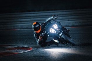 Moto - News: KTM Super Duke 1290 R 2020: la Bestia ha affilato gli artigli