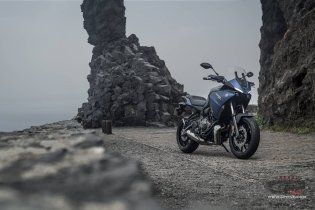 Moto - Test: Nuova Yamaha Tracer 700 2020, non solo “sguardo R1” ed Euro 5